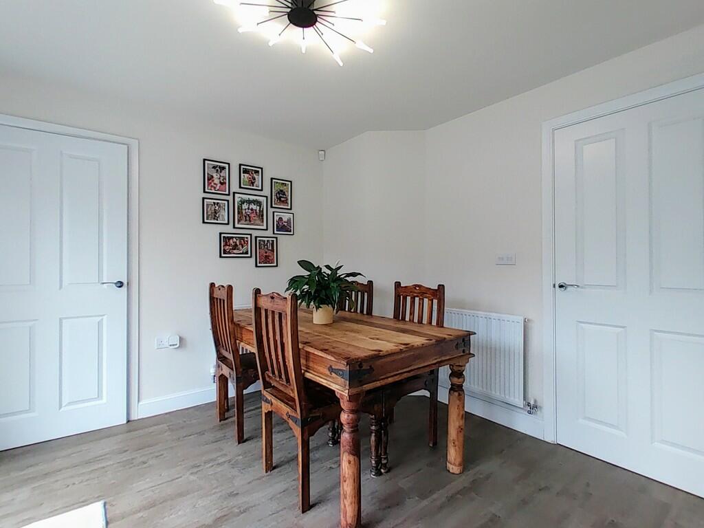 Additional image 22 of Falls Approach, Clayton