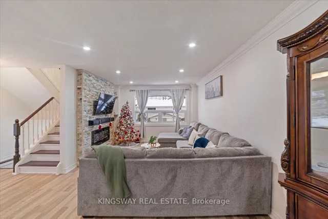 Additional image 3 of 109 Ashton Cres Unit 109