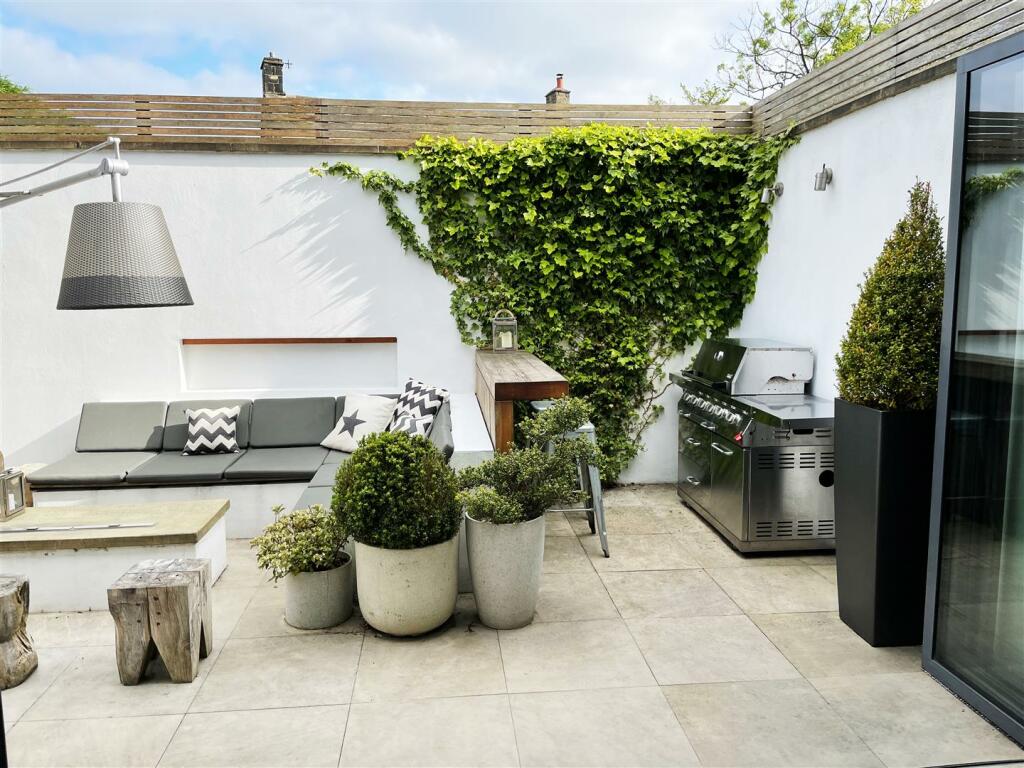 Additional image 74 of Westfield House, Whitehall Road, Wyke, BD12 9DP