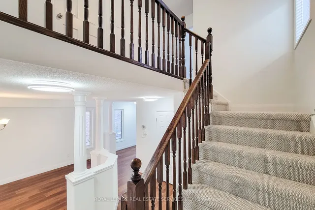 Additional image 16 of 381 Parkvale Dr