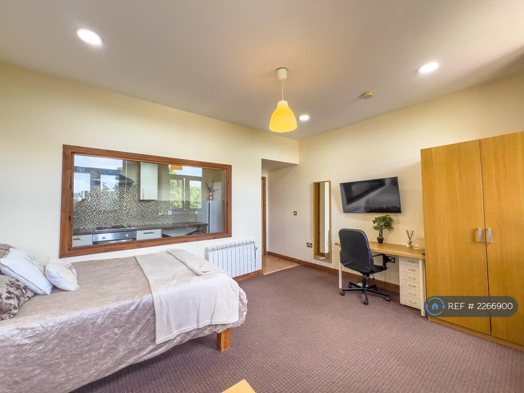 Additional image 6 of Legrams Mill Residence, Bradford, BD7