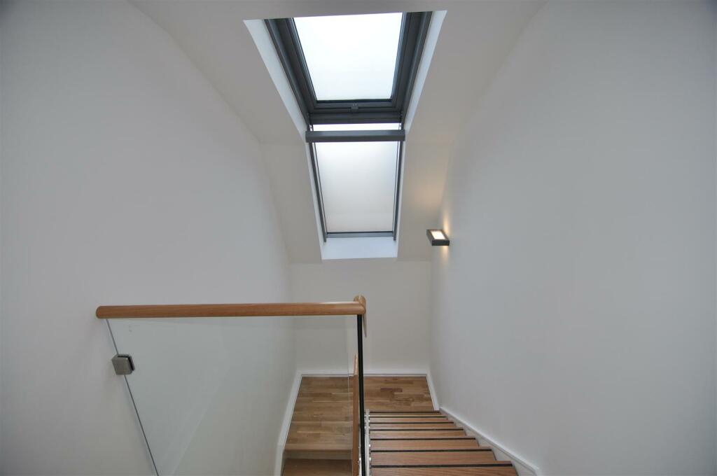 Additional image 5 of Velvet Mills , BD9