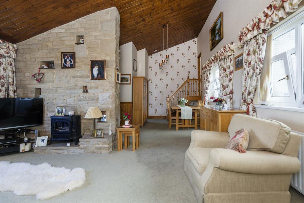 Additional image 4 of Hollingwood Lane, Great Horton, Bradford