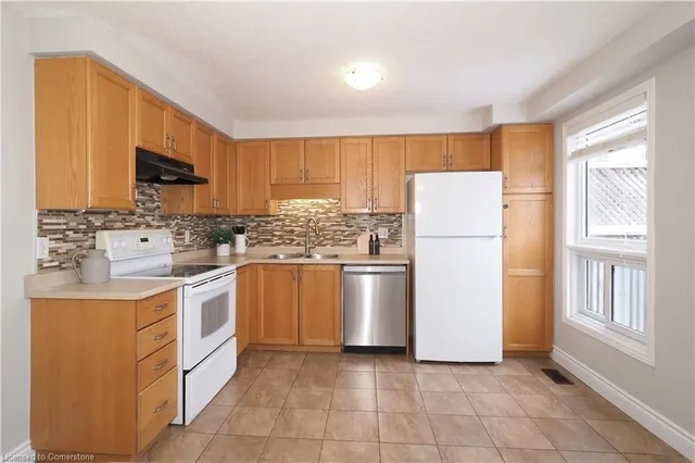 Additional image 12 of 32 Max Becker Dr