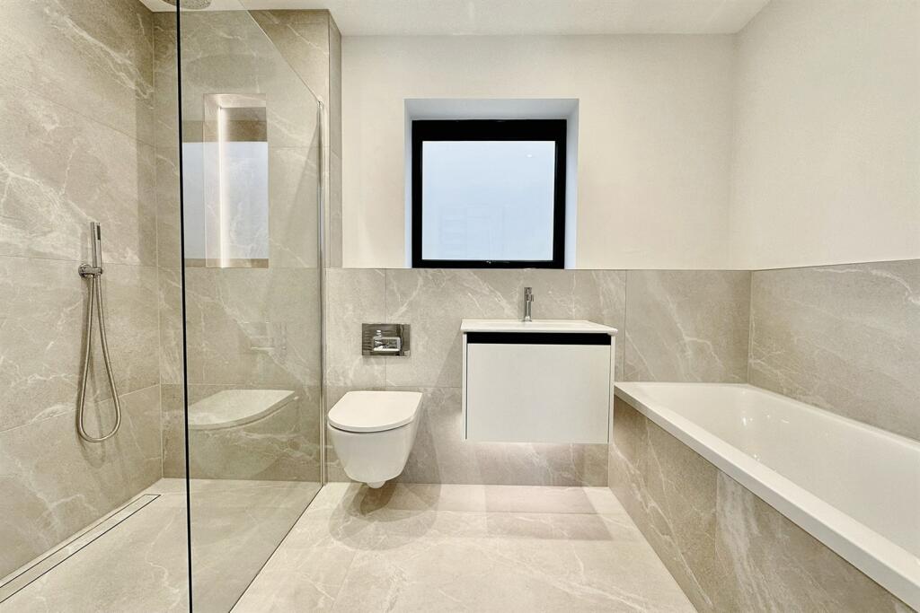 Additional image 10 of Lilliput