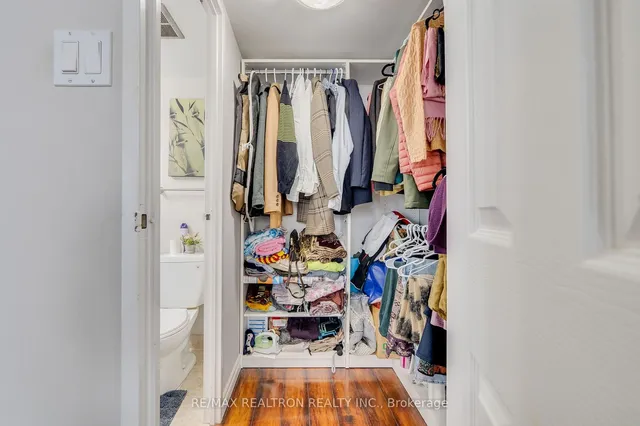 Additional image 23 of 3695 Kaneff Cres Unit 703