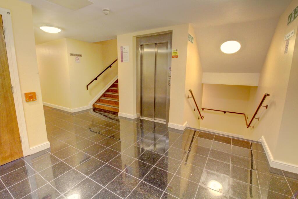 Additional image 8 of Longside Lane, Bradford, BD7