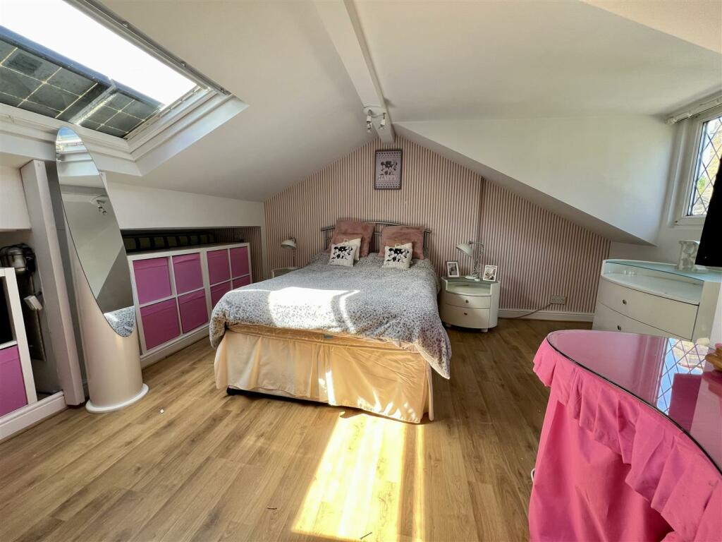 Additional image 21 of Lidget, Oakworth