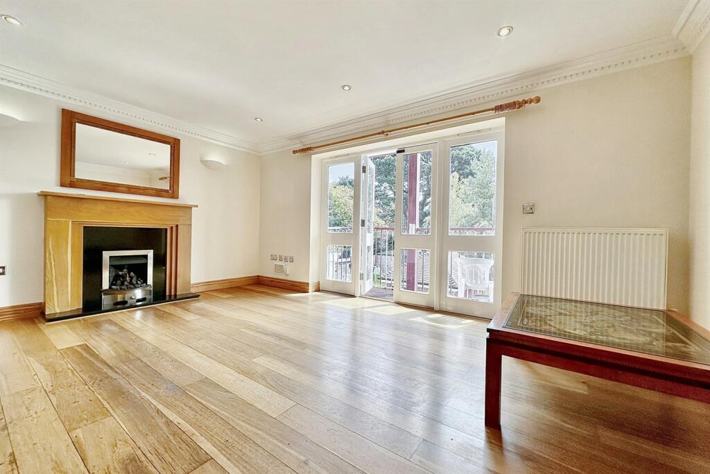 Additional image 3 of Poole Park