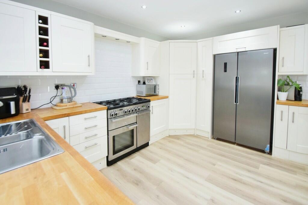 Additional image 32 of North Bank Road, Bingley