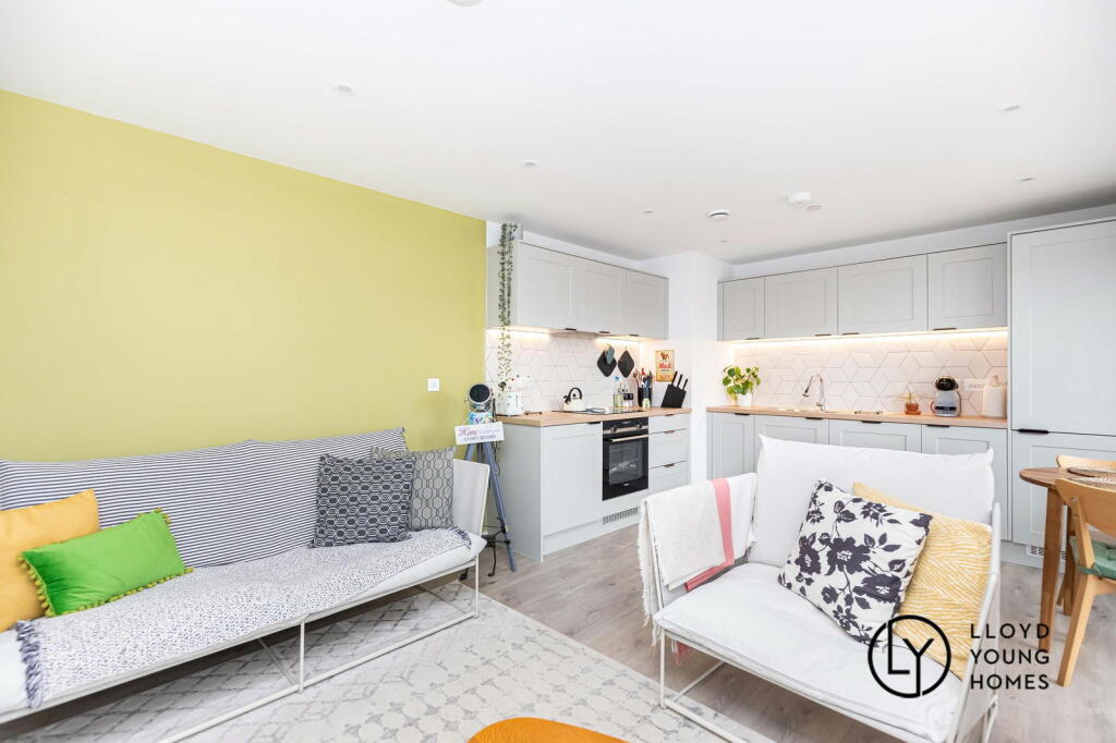 Additional image 9 of The Observatory, Park Road, Poole