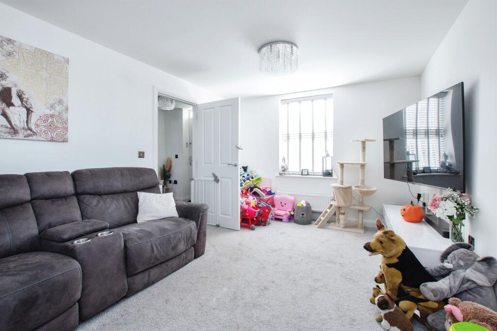 Additional image 17 of Provence Drive, Bearwood, Bournemouth