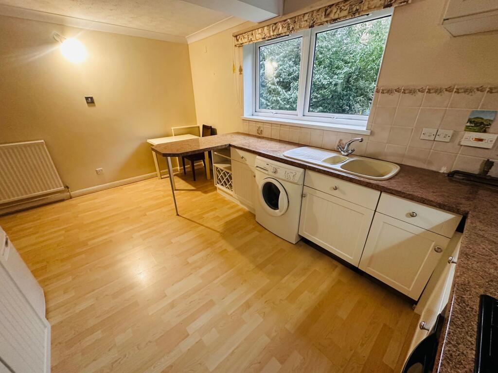 Additional image 6 of The Avenue, POOLE