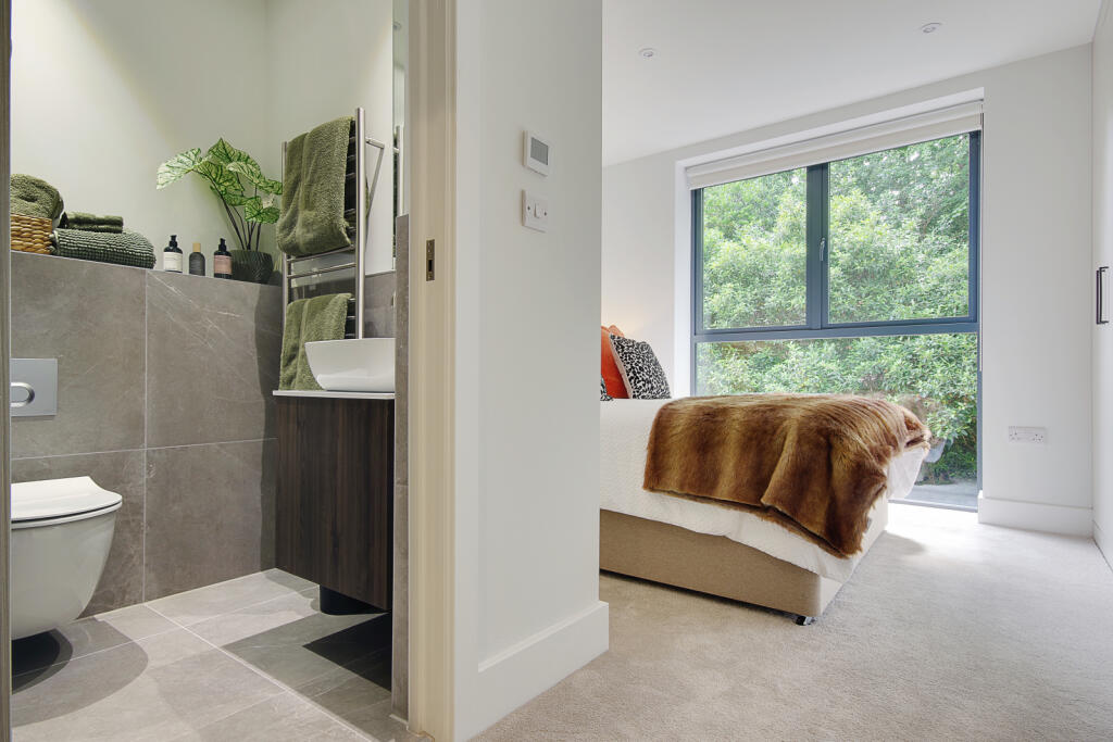 Additional image 16 of Martello Road South, Canford Cliffs, Poole, Dorset, BH13