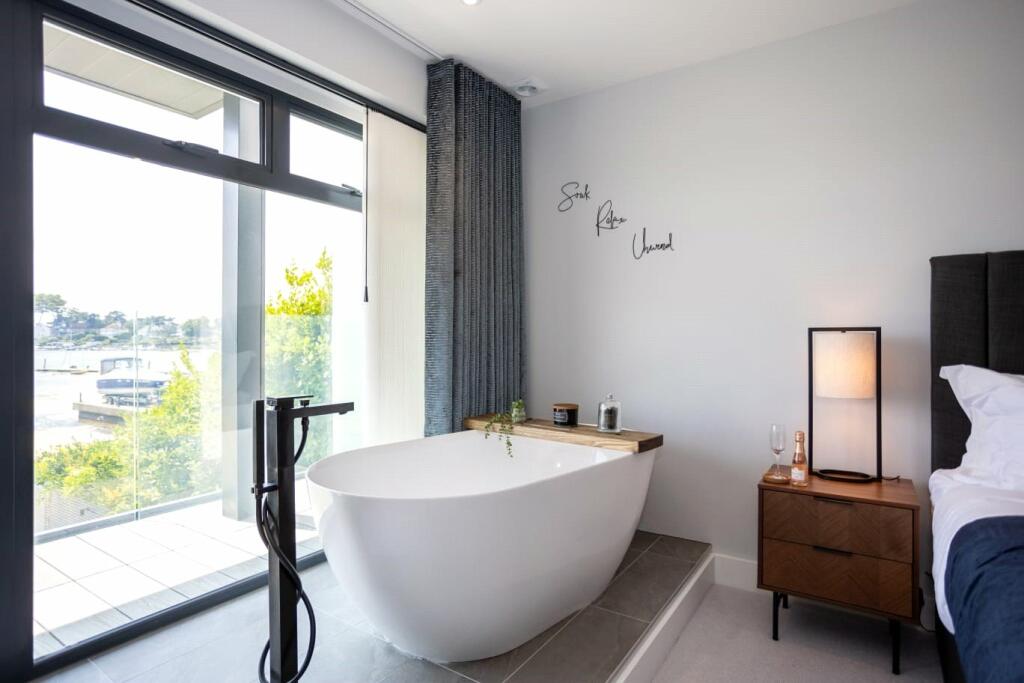 Additional image 10 of Sandbanks Road, Lilliput, Poole, Dorset, BH14