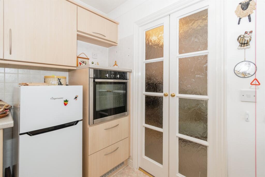 Additional image 2 of Beech Street, Bingley