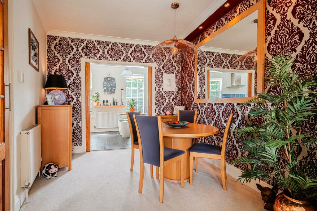 Additional image 12 of Holly Lodge, Lindsay Road