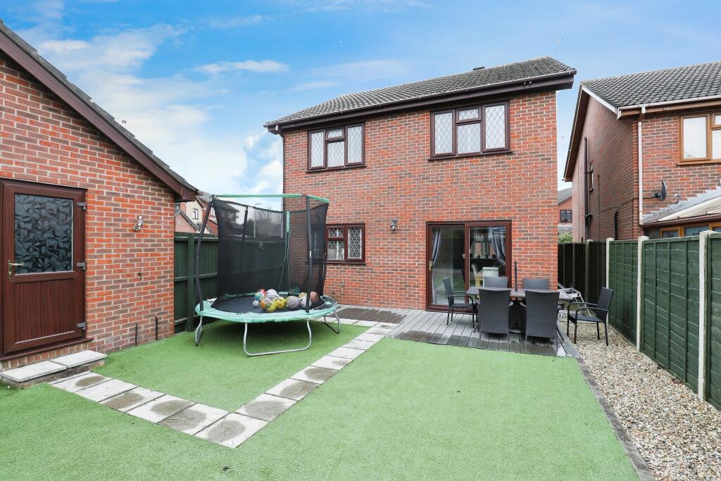 Additional image 21 of Wraxall Close, Poole, BH17