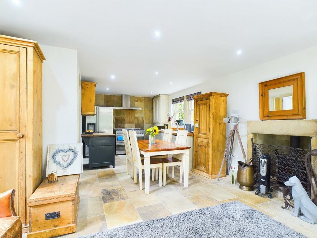 Additional image 4 of Otley Road, Eldwick, Bingley