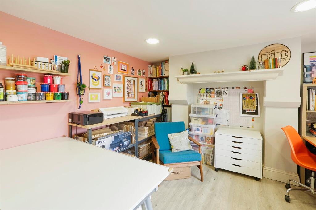 Additional image 21 of Slaymaker Lane, Oakworth, Keighley