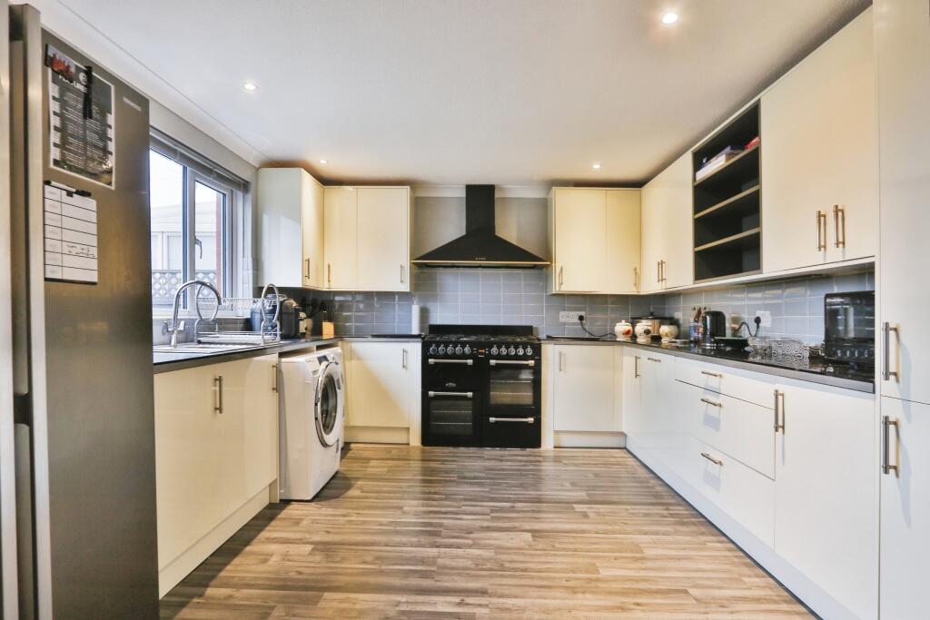 Additional image 3 of Walton Road, Bournemouth, Dorset, BH10