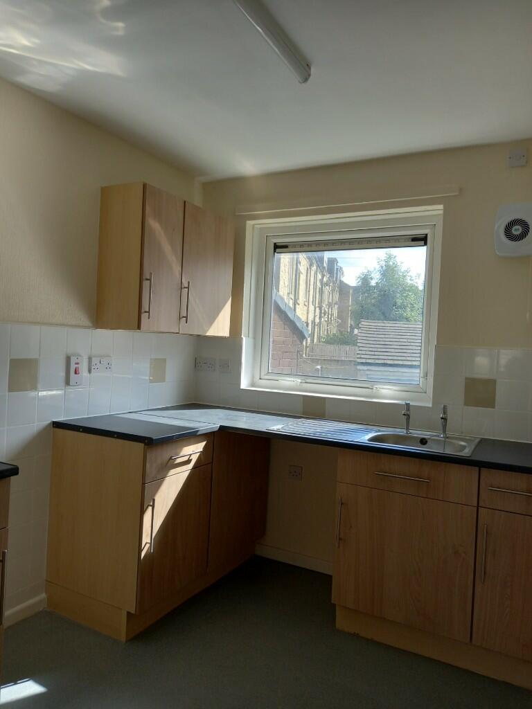 Additional image 2 of Amberley Court, Bradford, West Yorkshire, BD3