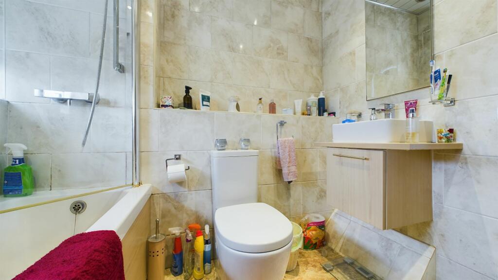 Additional image 12 of Fenby Grove, Bradford, BD4