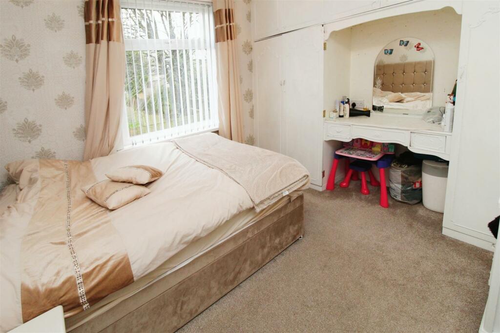 Additional image 8 of Thoresby Grove, Bradford, BD7 4QW