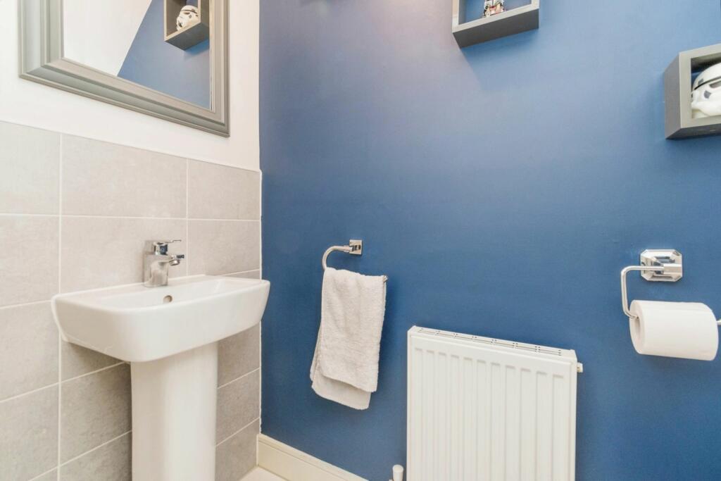 Additional image 9 of Brompton Drive, Bradford, BD10