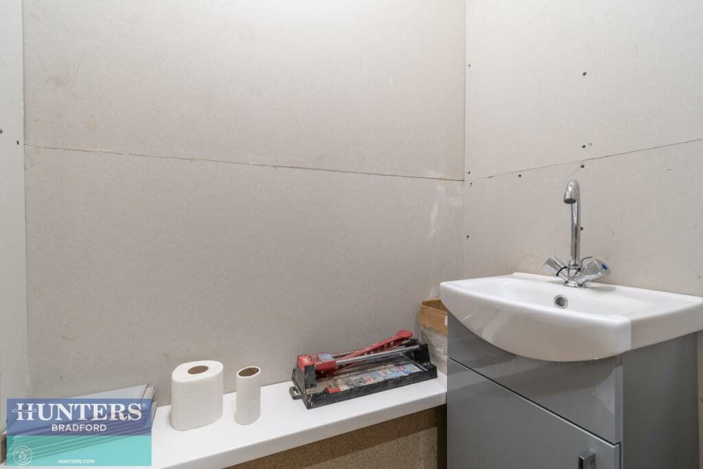 Additional image 7 of REF SR - Tyersal Avenue Tyersal, Bradford, West Yorkshire, BD4 8HJ