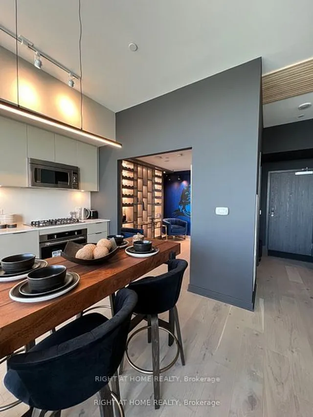 Additional image 8 of 20 Lombard St Unit UPH07