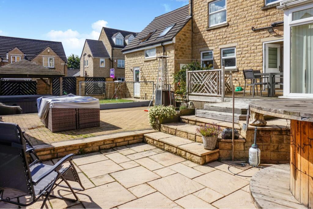 Additional image 32 of Agincourt Drive, Bingley, BD16