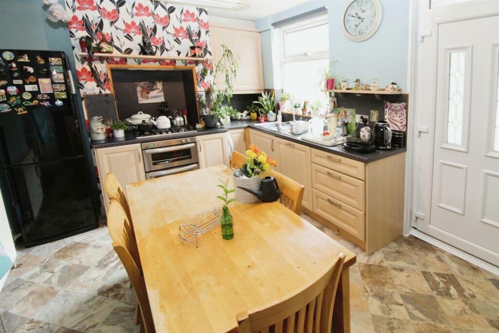 Additional image 4 of Draughton Grove, Bradford, BD5 9QH