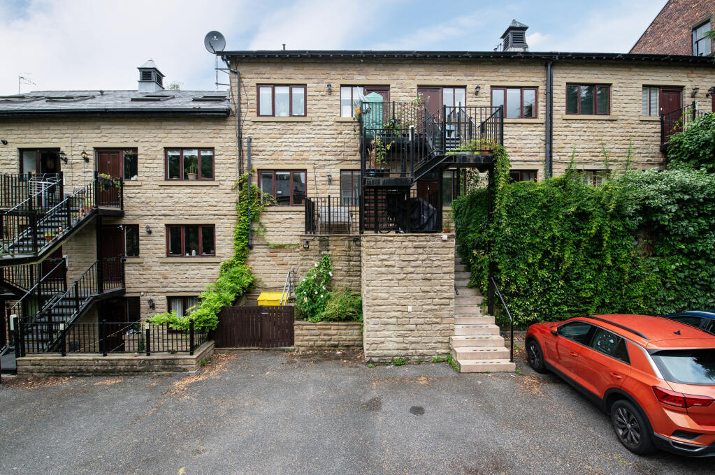 Additional image 9 of Ferrand Lane, Bingley, West Yorkshire, BD16
