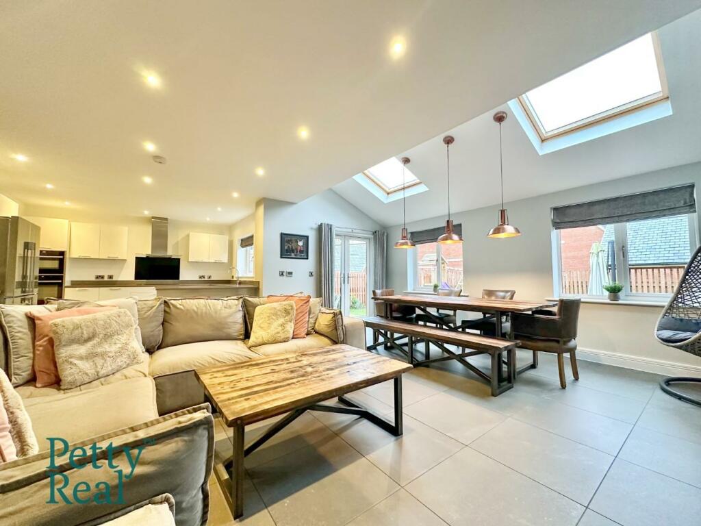 Additional image 23 of Grenfell Gardens, Colne