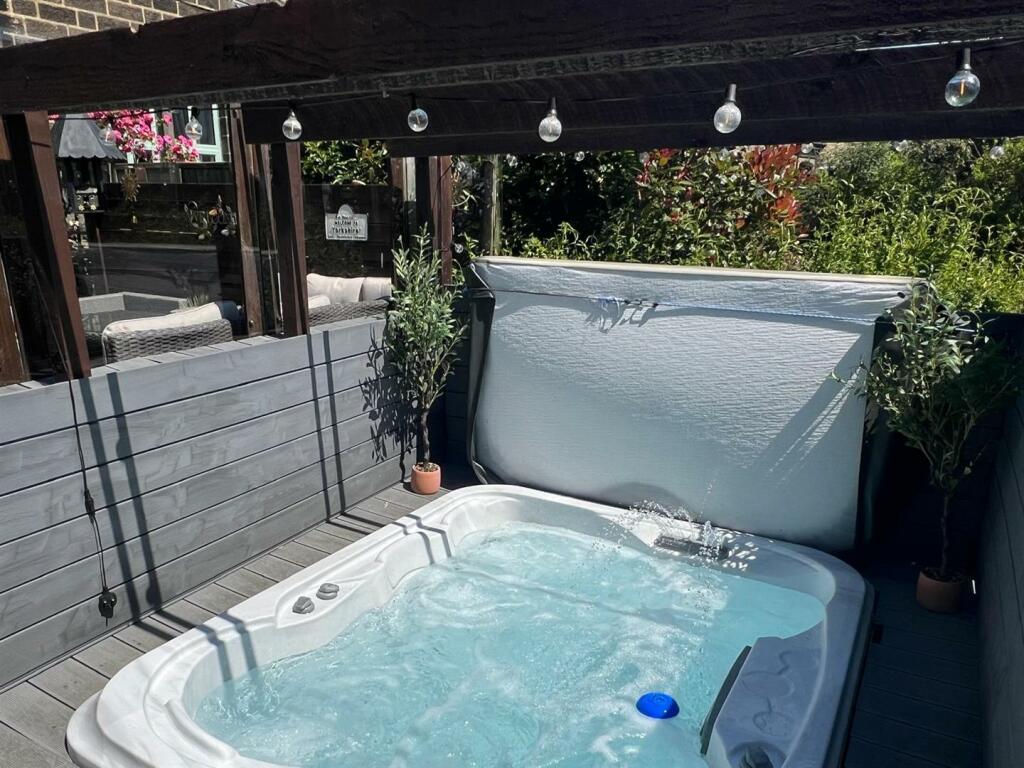 Additional image 33 of Lidget, Oakworth