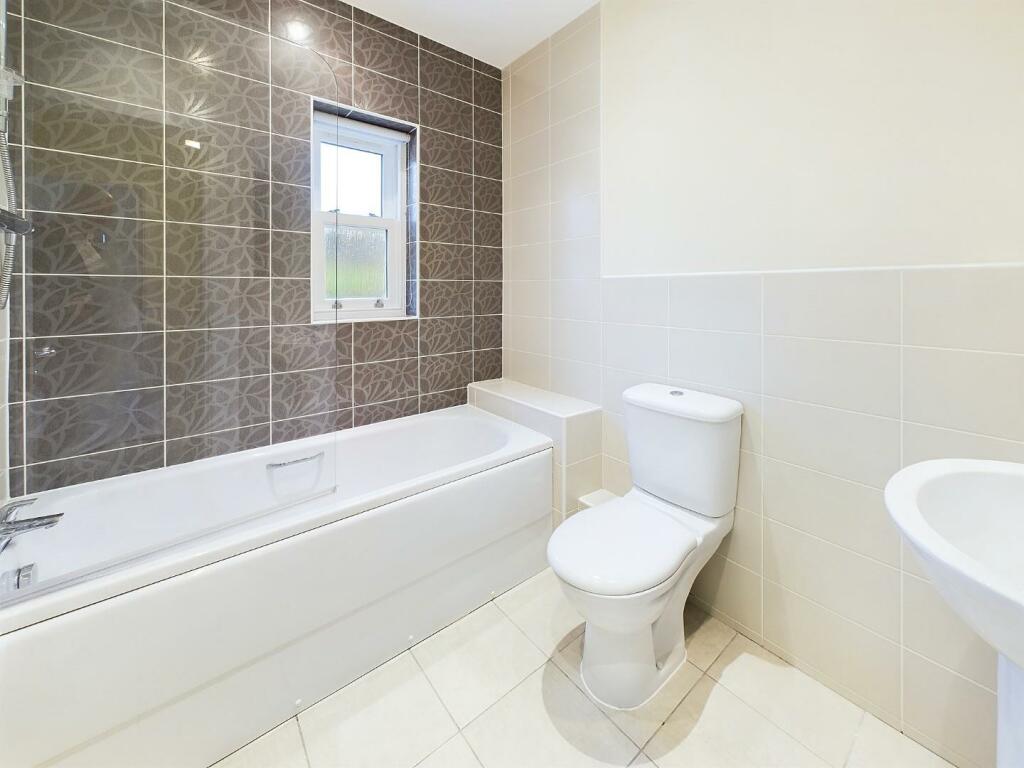 Additional image 11 of Micklethwaite Landings, Bingley