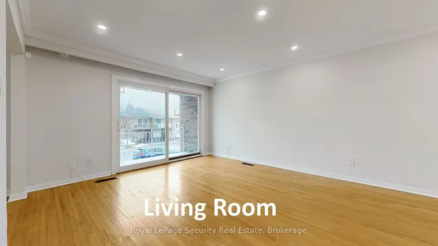 Additional image 8 of 19 Radford Dr