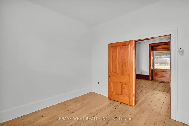 Additional image 18 of 1802 Regional Rd 97 Rd