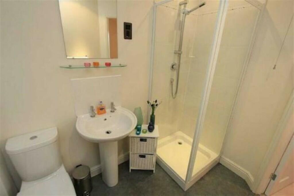 Additional image 18 of Cliff Hollins Lane, East Bierley, Bradford