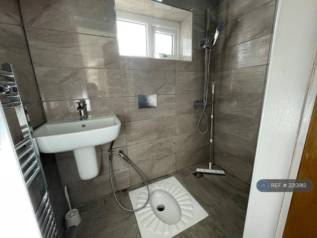 Additional image 8 of Hazel Walk, Bradford, BD9