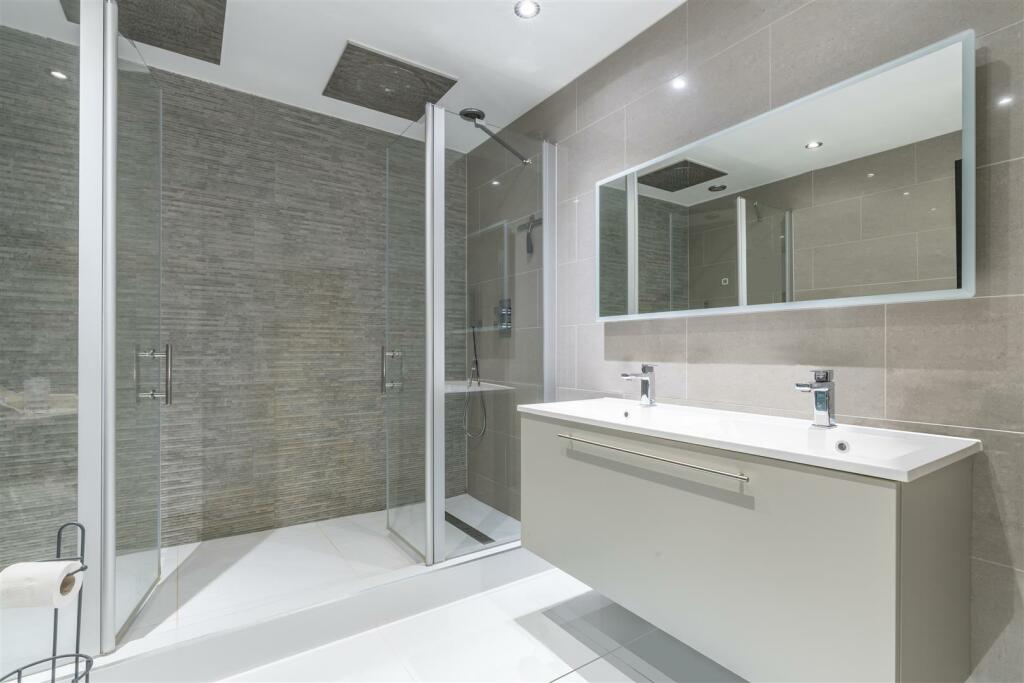 Additional image 12 of Western Avenue, Branksome Park