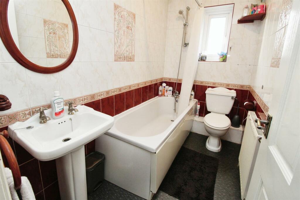 Additional image 9 of Edgemoor Close, Bradford, BD4 6RT
