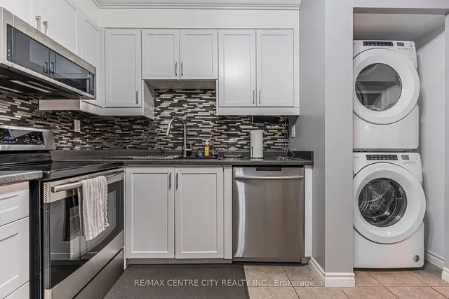 Additional image 11 of 3227 King St Unit 908