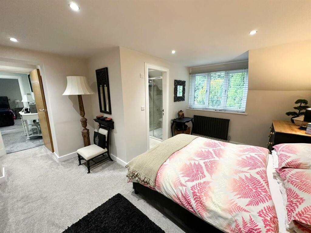 Additional image 28 of Ladymead, Glenlyon Avenue, Keighley