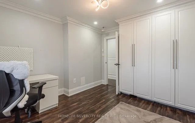 Additional image 26 of 32 Sledman St