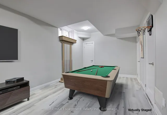 Additional image 27 of 560 Woodview Rd