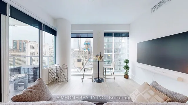 Additional image 8 of 1 Gloucester St Unit 1816