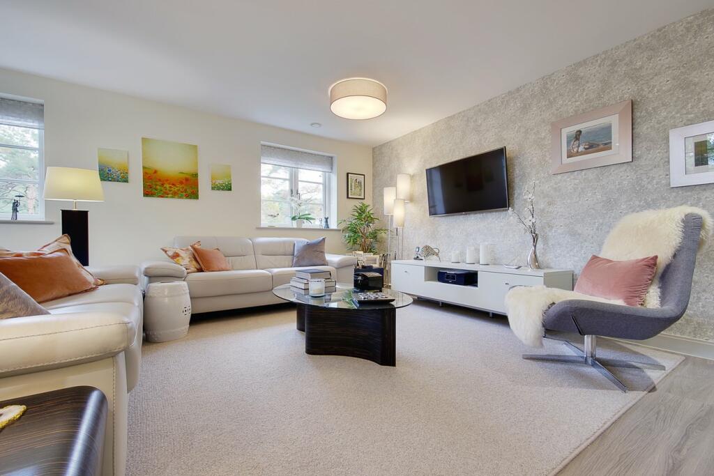 Additional image 9 of 154 Canford Cliffs Road, Canford Cliffs, Poole, BH13