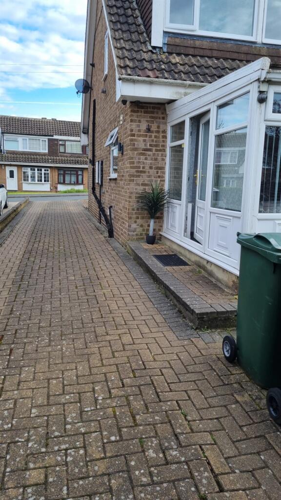 Additional image 15 of Crescent Walk, Clayton, Bradford